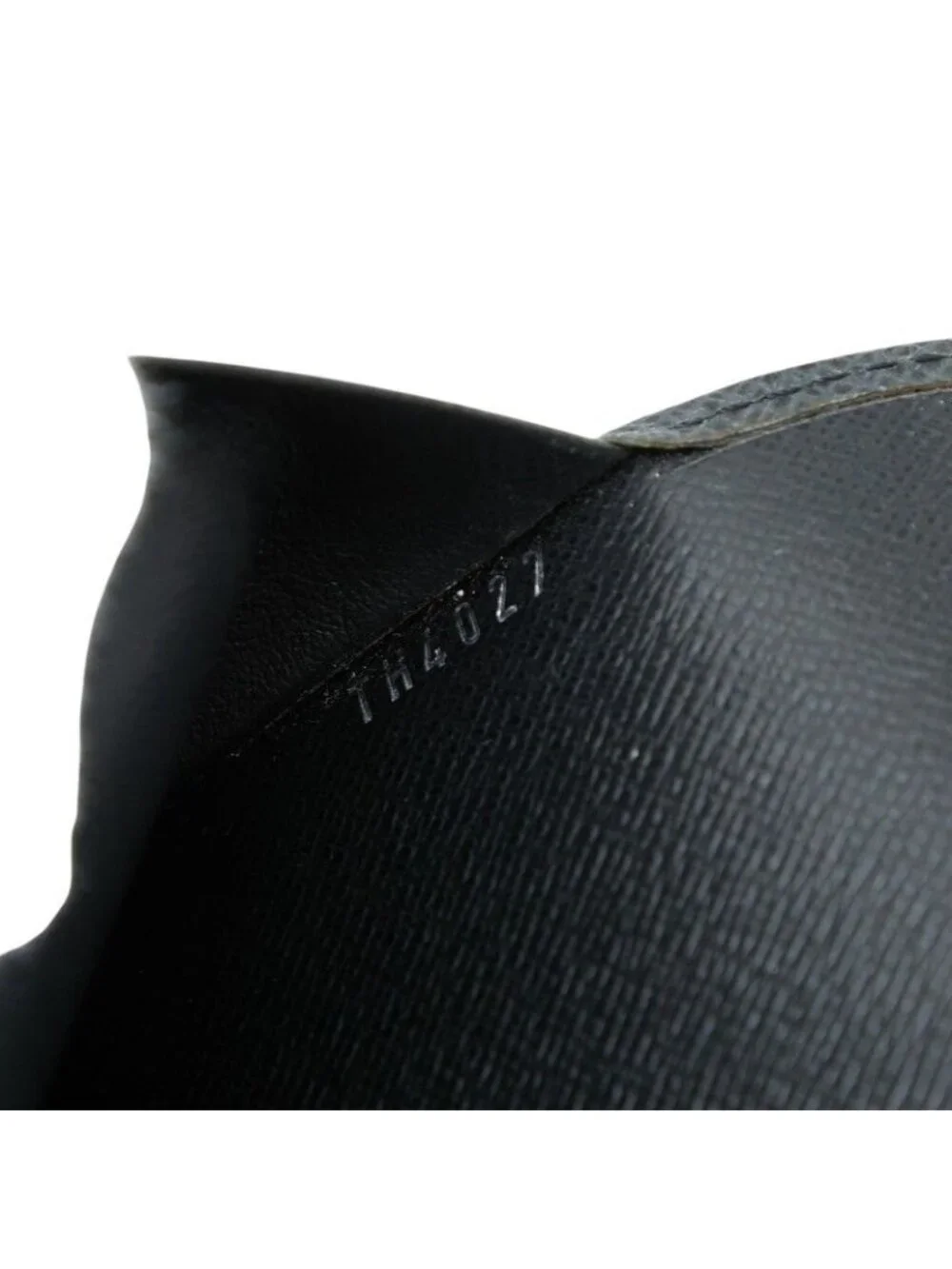 Louis Vuitton Taiga Agenda MM Notebook Cover Black Leather